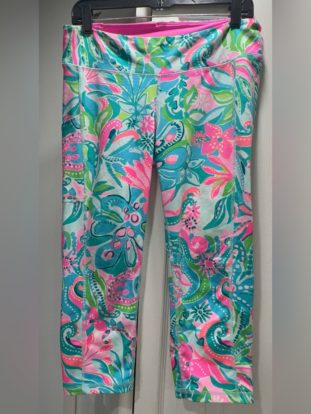 Lilly Pulitzer Bright Pink, Teal & Green Floral Leggings size L